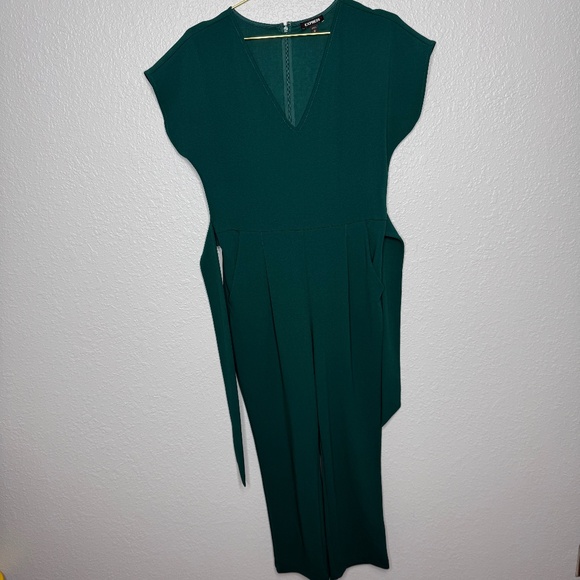 Express Pants - Women's Express V- neck Green jumpsuit - Medium -cp